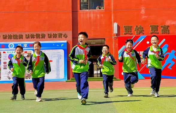 鄂尔多斯市一学校“精打细算”激发学生体育锻炼兴趣相关图片