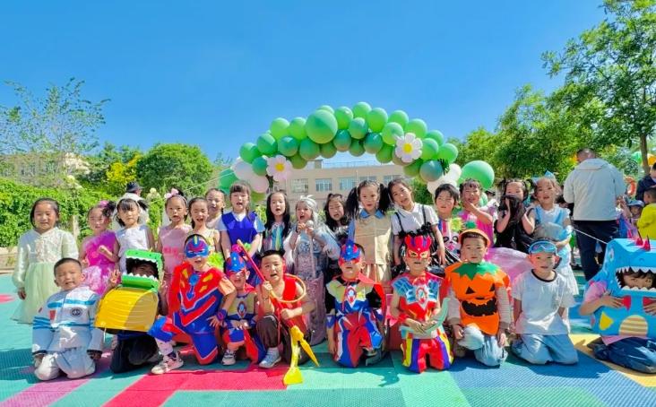内蒙古各地花样庆“六一”相关图片